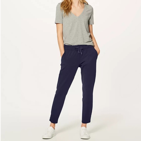 LULULEMON / Z4 ON THE FLY 7/8 LENGTH / DRAWSTRING PANTS / SZ 8 / BLACK - Picture 1 of 11